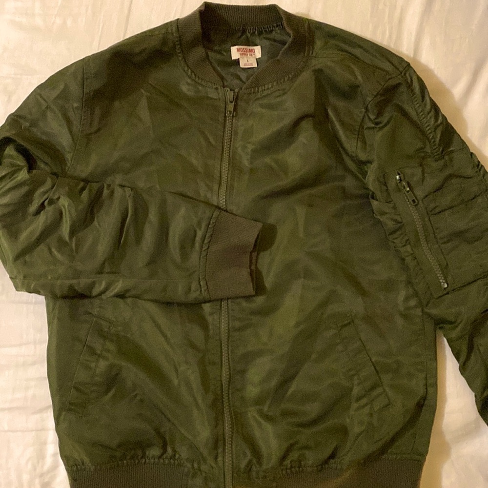Mossimo bomber jacket in army green